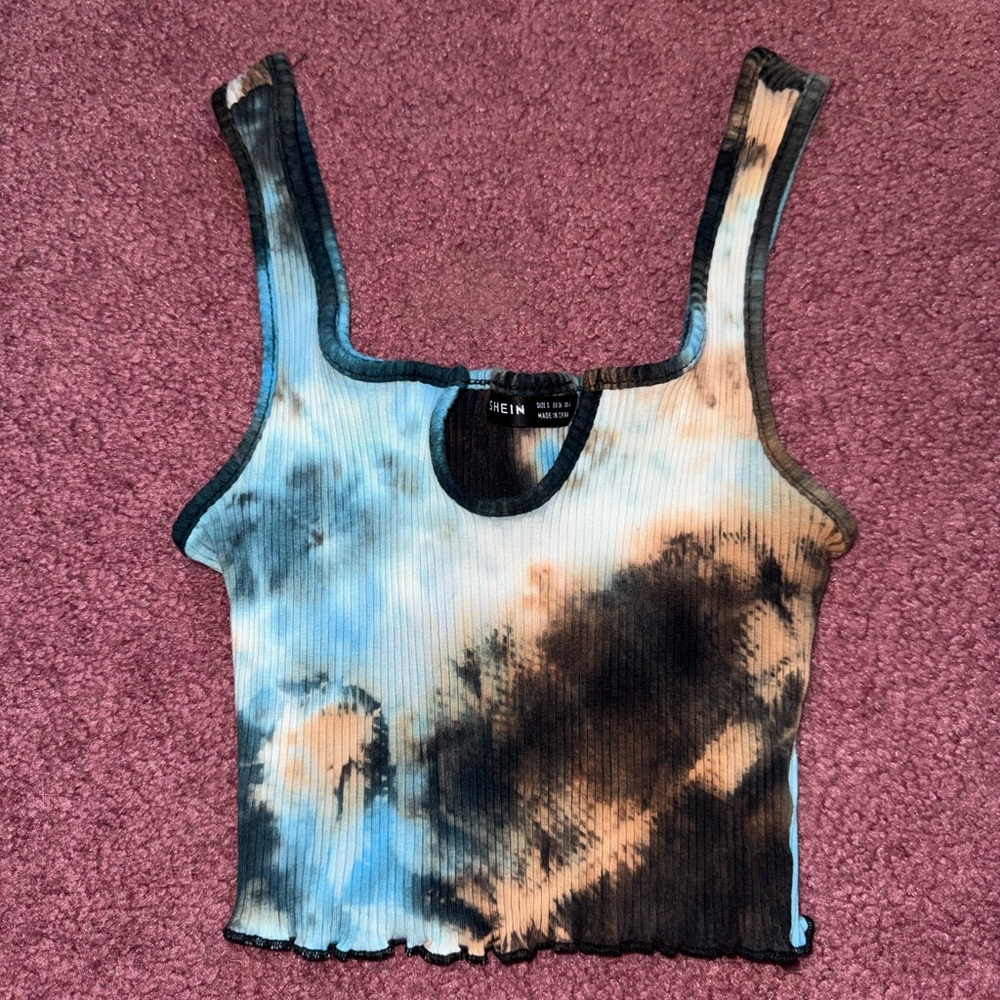 SHEIN Blue Cream Fitted Crop Tank Top